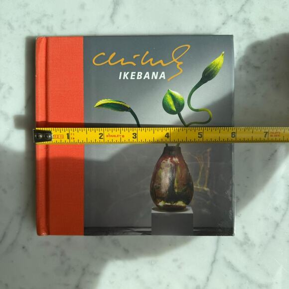 Ikebana by Clara Lee – Modern Flower Arrangement Art Book (Hardcover) - Picture 7 of 7